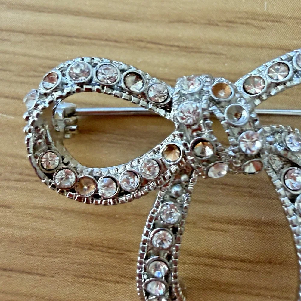 Vintage Rhinestone Bow Brooch Silver Tone Ribbon Pin 1.5” Repair Craft